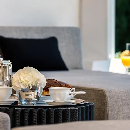 Monaco - Luxury Minutes From Monaco *